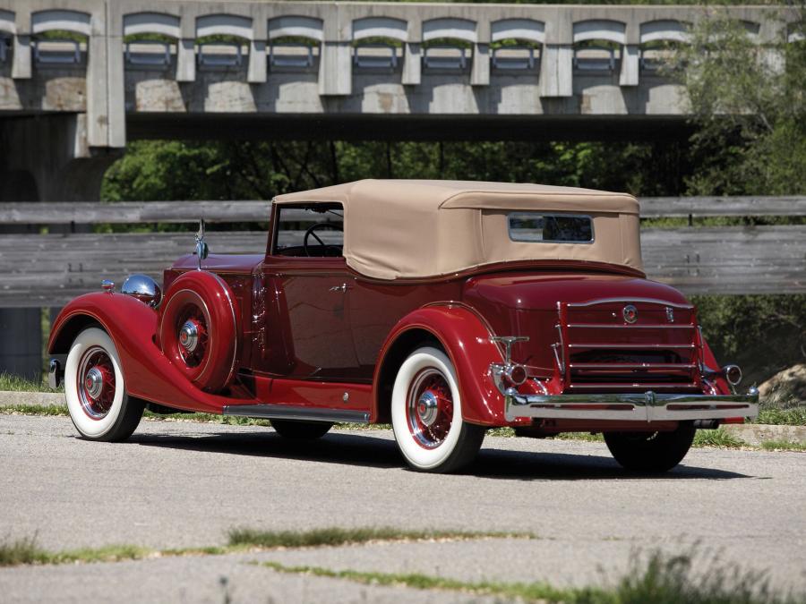  Packard Super Eight Convertible Victoria 1934 года  (фото 9 из 13)